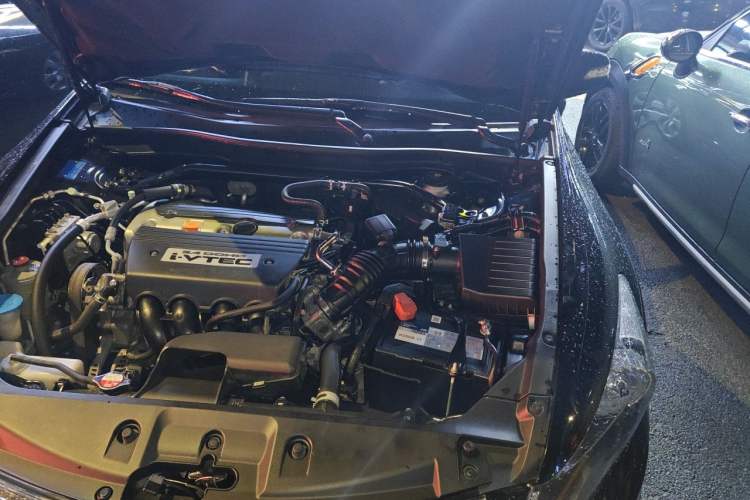 Used Honda Accord 2011 2.4L EX Engine Bay Left