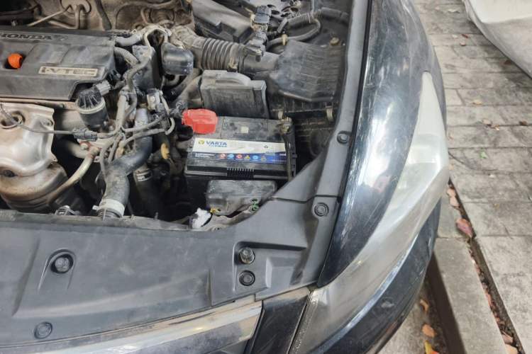 Used Honda Accord 2011 2.0L EX Engine Bay Left