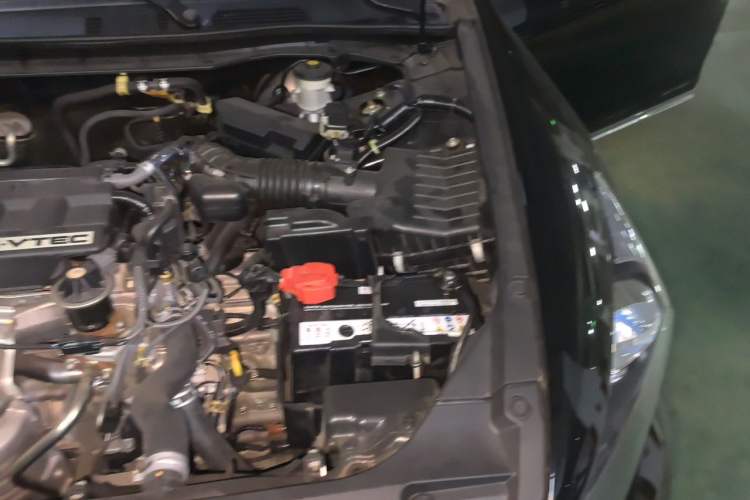 Used Honda Accord 2011 2.0L EX Engine Bay Left