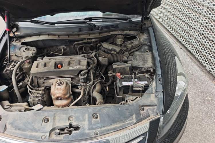 Used Honda Accord 2011 2.0L EX Engine Bay Left