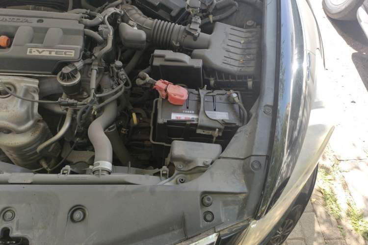 Used Honda Accord 2011 2.0L EX Engine Bay Left