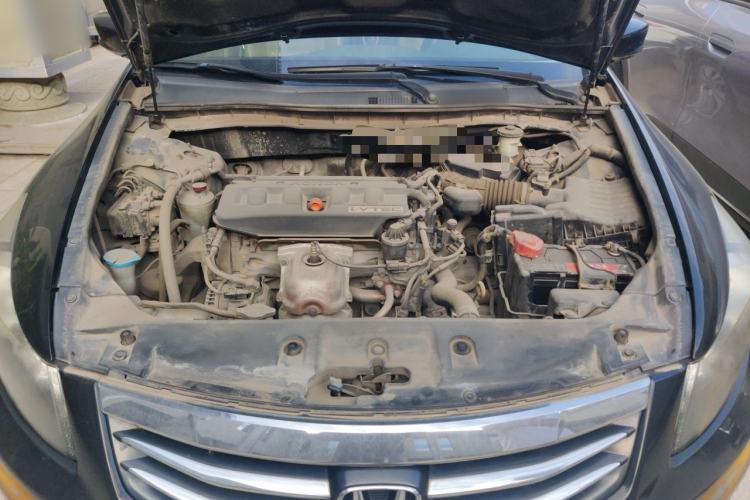 Used Honda Accord 2011 2.0L EX Engine Bay
