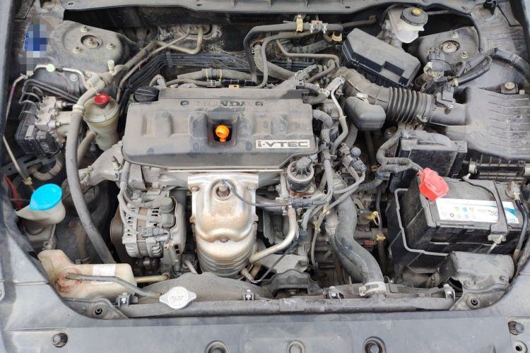 Used Honda Accord 2011 2.0L EX Engine Bay
