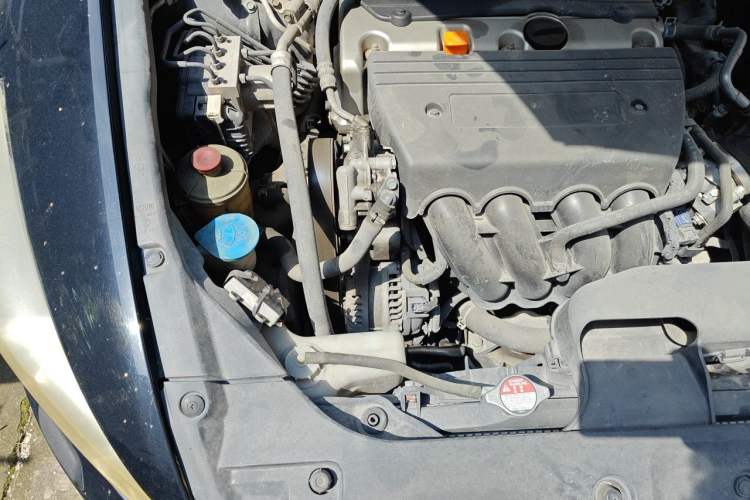 Used Honda Accord 2011 2.4L EX Engine Bay Right