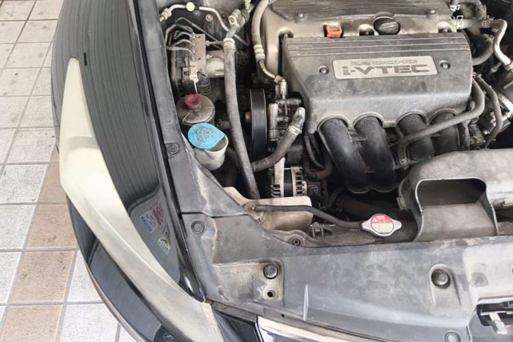 Used Honda Accord 2011 2.4L LX Engine Bay Right