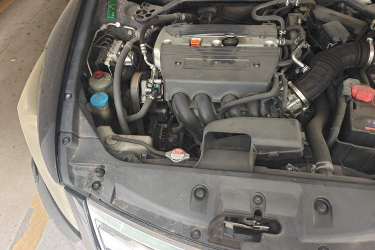 Used Honda Accord 2011 2.4L EX Engine Bay Right