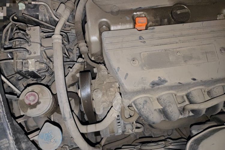 Used Honda Accord 2011 2.4L LX Engine Bay Right