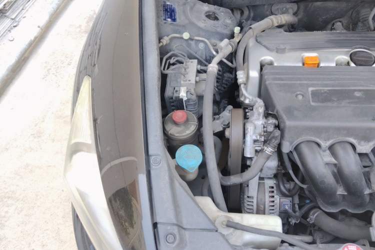 Used Honda Accord 2011 2.4L LX Engine Bay Right