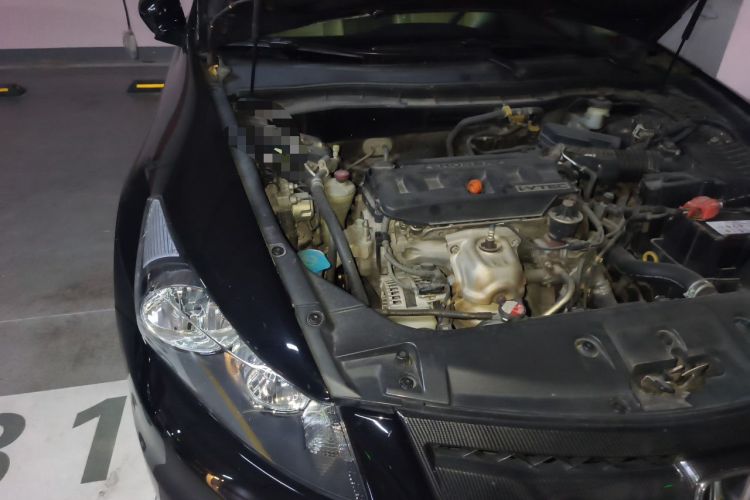 Used Honda Accord 2011 2.0L EX Engine Bay Right