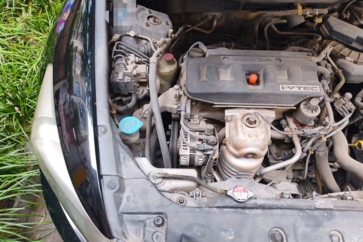 Used Honda Accord 2011 2.0L EX Engine Bay Right
