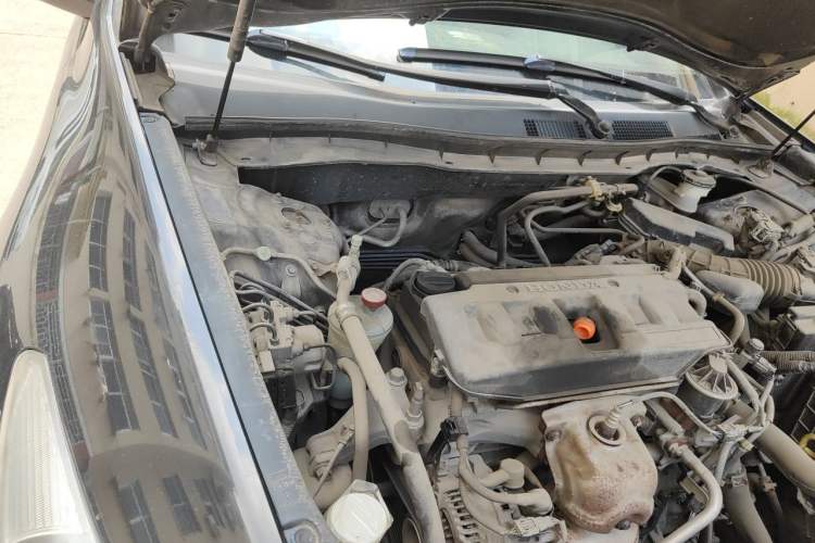 Used Honda Accord 2011 2.0L EX Engine Bay Right