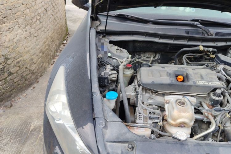 Used Honda Accord 2011 2.0L EX Engine Bay Right