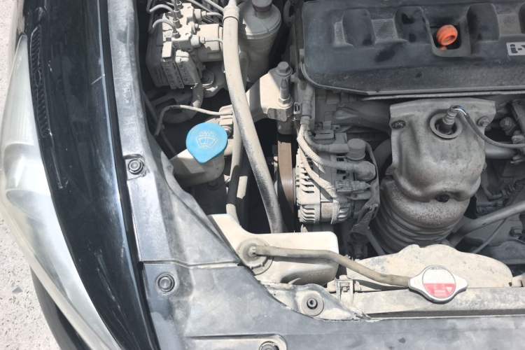 Used Honda Accord 2011 2.0L EX Engine Bay Right