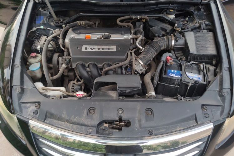 Used Honda Accord 2011 2.4L EX Engine Bay