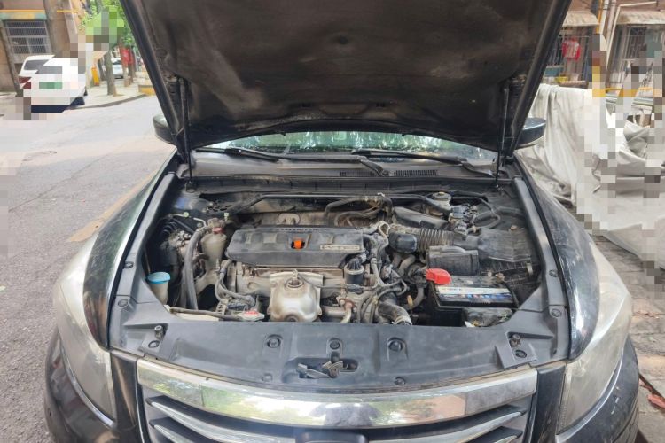 Used Honda Accord 2011 2.0L EX Engine Bay