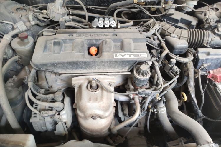 Used Honda Accord 2011 2.0L EX Engine Bay