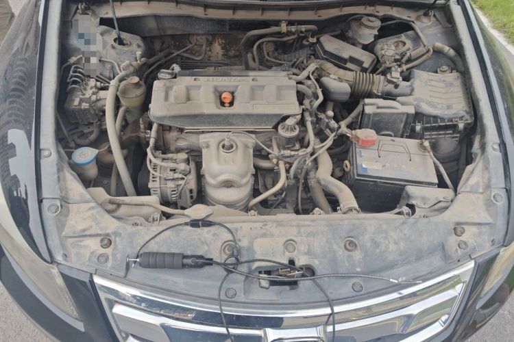 Used Honda Accord 2011 2.0L EX Engine Bay