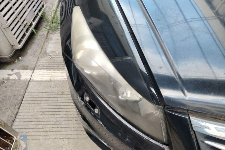 Used Honda Accord 2011 2.4L EX Exterior 6