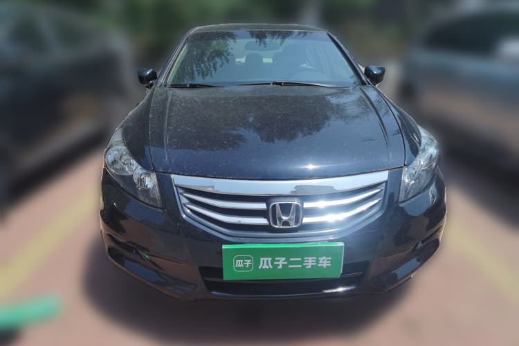 Used Honda Accord 2011 2.0L MT Front