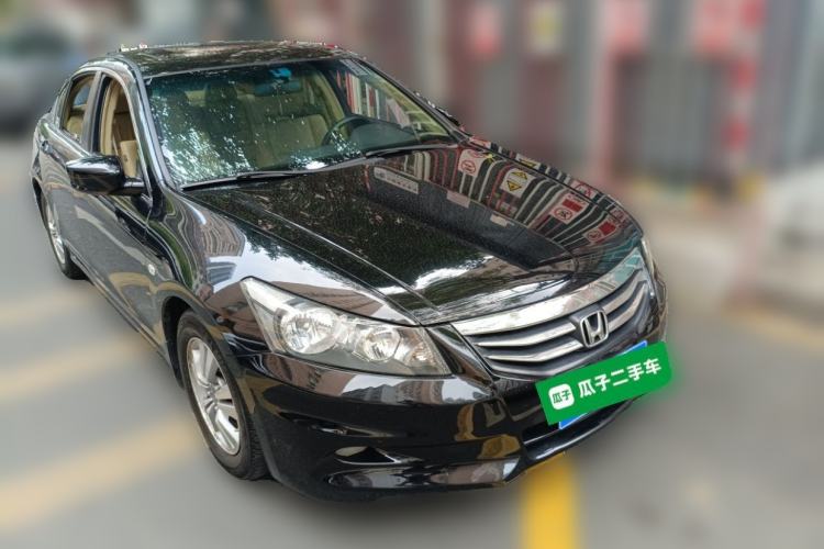 Used Honda Accord 2011 2.4L LX Front Right 45 Deg