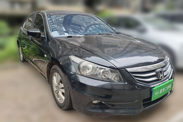 Used Honda Accord 2011 2.0L MT Front Right 45 Deg