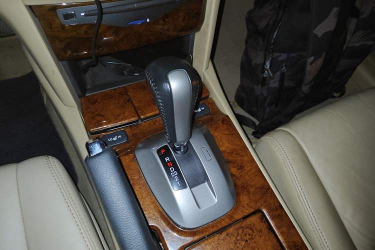 Used Honda Accord 2011 2.0L EX Gear Lever