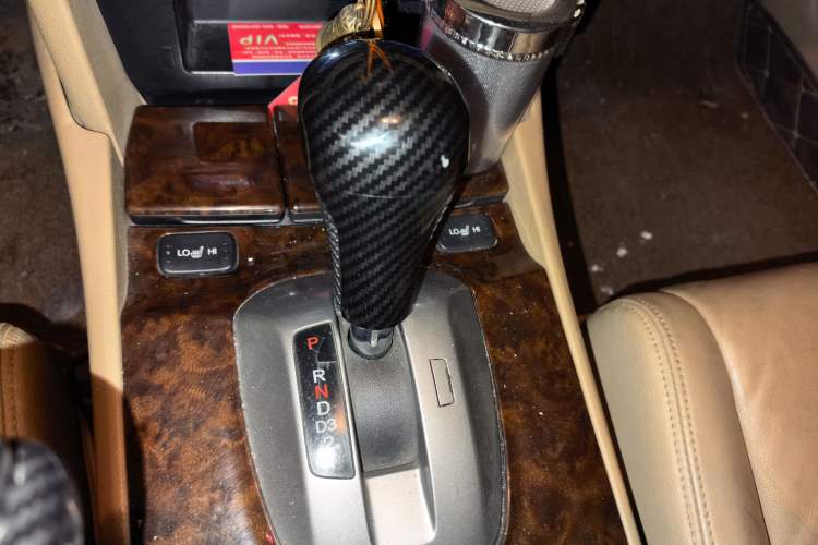 Used Honda Accord 2011 2.0L EX Gear Lever