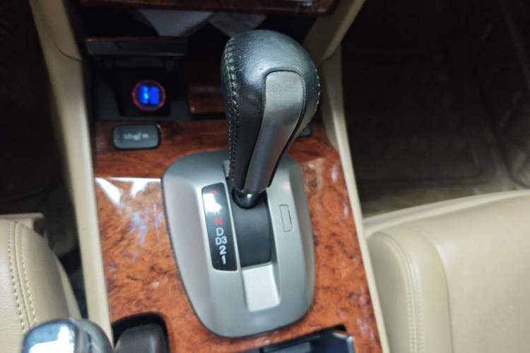 Used Honda Accord 2011 2.0L EX Gear Lever