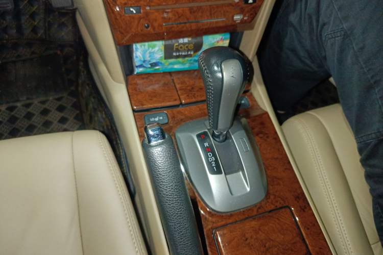 Used Honda Accord 2011 2.0L EX Gear Lever