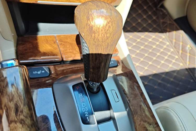Used Honda Accord 2011 2.0L EX Gear Lever