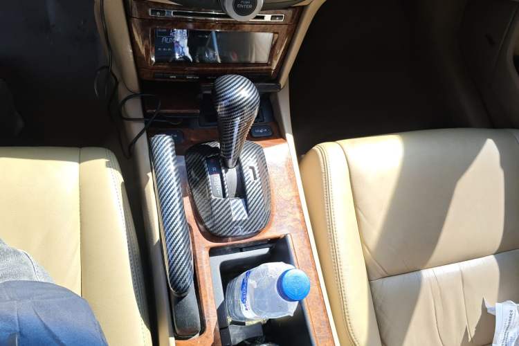 Used Honda Accord 2011 2.0L EX Gear Lever