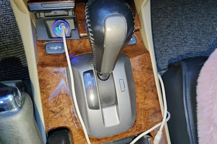 Used Honda Accord 2011 2.4L LX Gear Lever