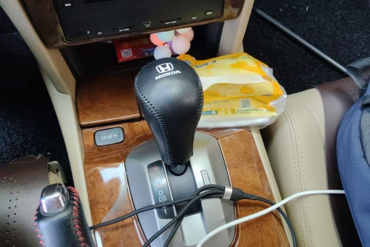 Used Honda Accord 2011 2.4L LX Gear Lever