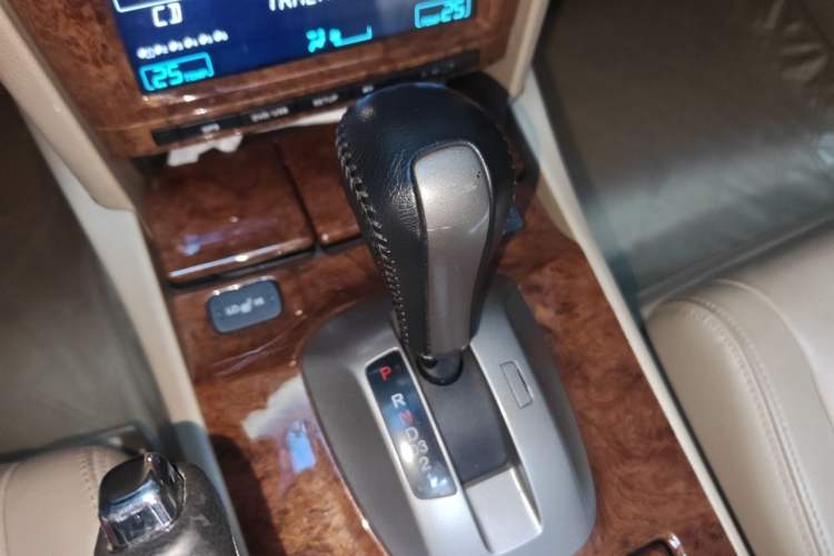 Used Honda Accord 2011 2.0L EX Gear Lever