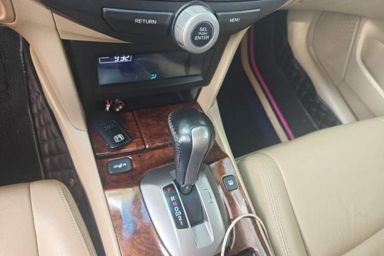 Used Honda Accord 2011 2.4L EX Gear Lever