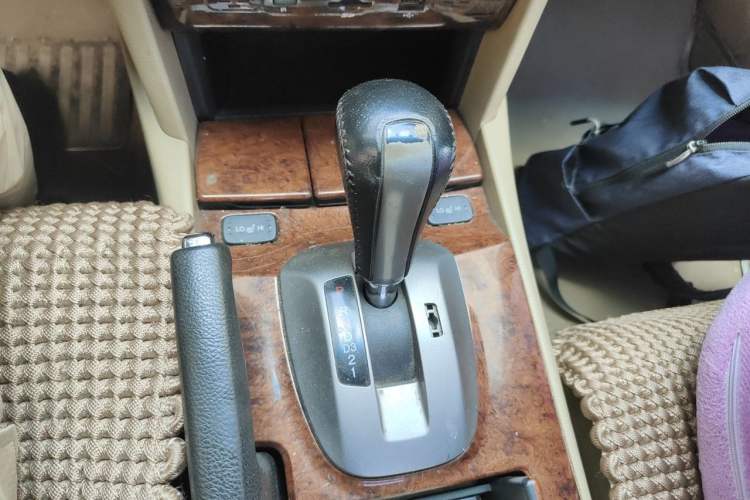 Used Honda Accord 2011 2.0L EX Gear Lever