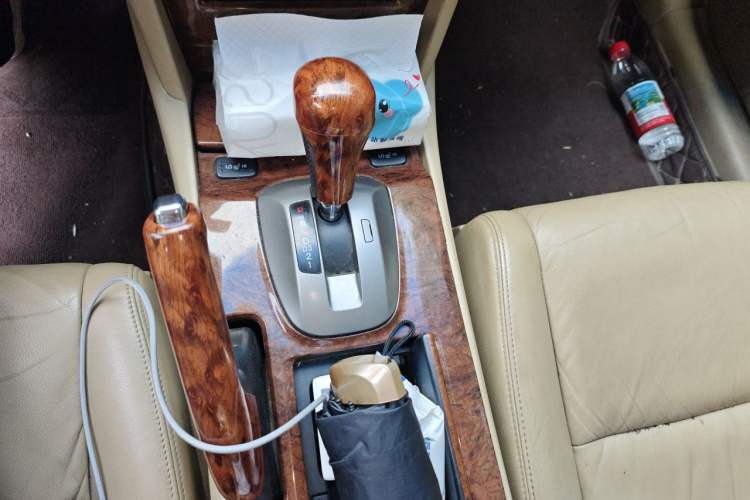 Used Honda Accord 2011 2.4L LX Gear Lever