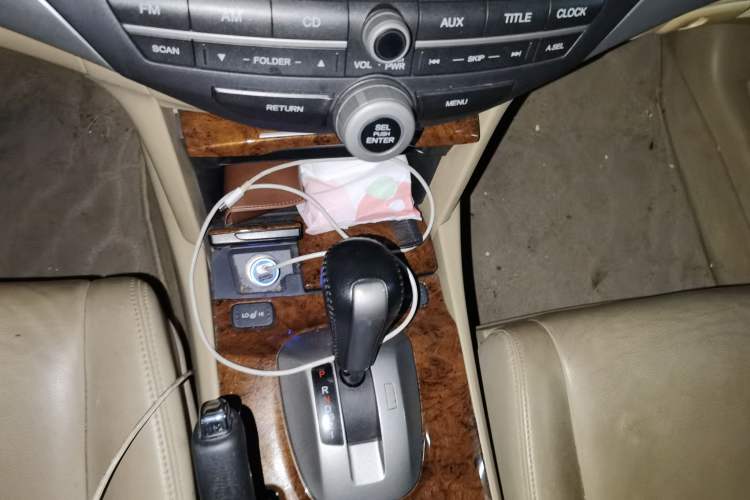Used Honda Accord 2011 2.0L EX Gear Lever