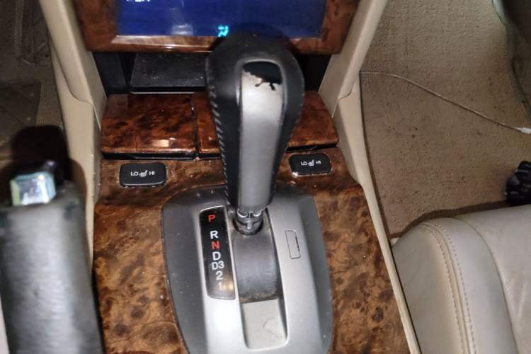 Used Honda Accord 2011 2.0L EX Gear Lever