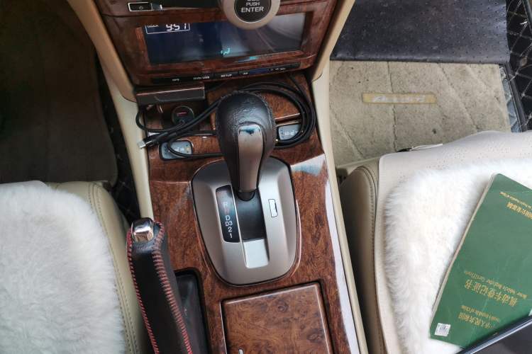 Used Honda Accord 2011 2.0L EX Gear Lever