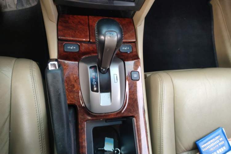 Used Honda Accord 2011 2.4L EX Gear Lever