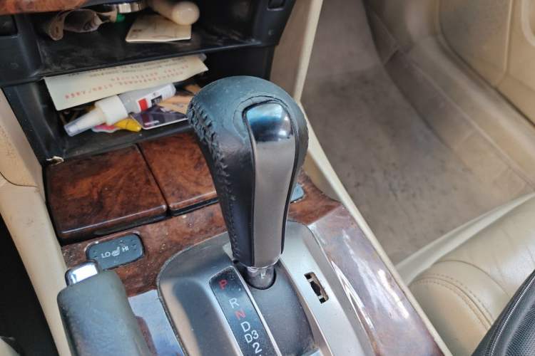 Used Honda Accord 2011 2.0L EX Gear Lever
