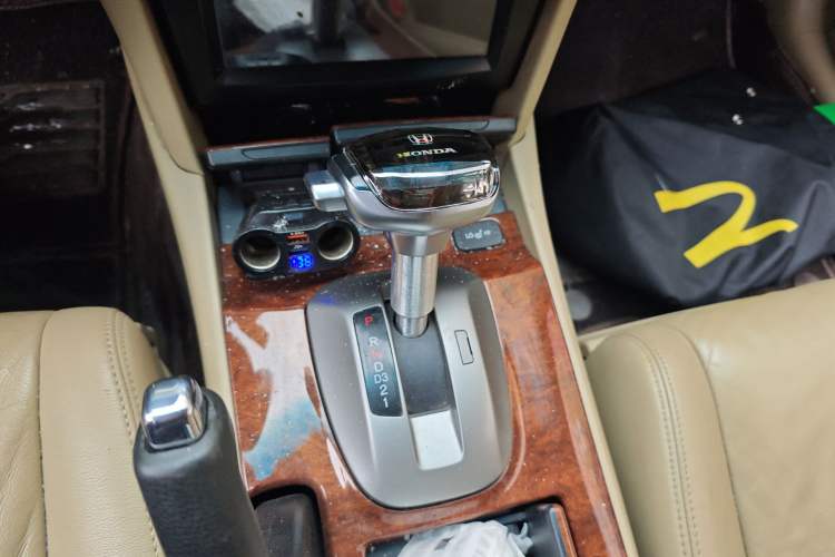 Used Honda Accord 2011 2.0L EX Gear Lever
