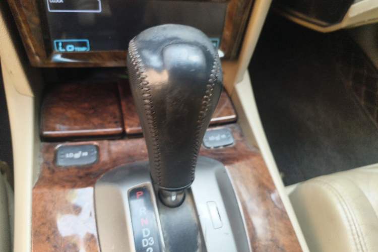 Used Honda Accord 2011 2.0L EX Gear Lever