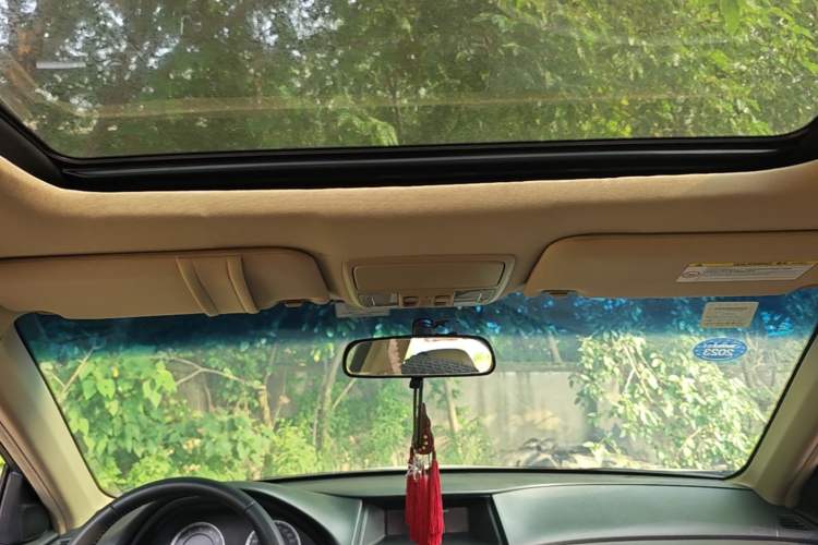 Used Honda Accord 2011 2.4L EX Headliner
