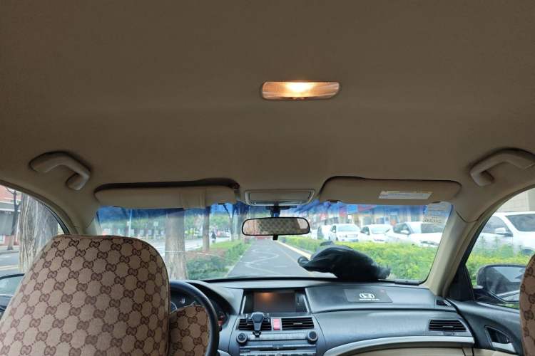 Used Honda Accord 2011 2.0L MT Headliner