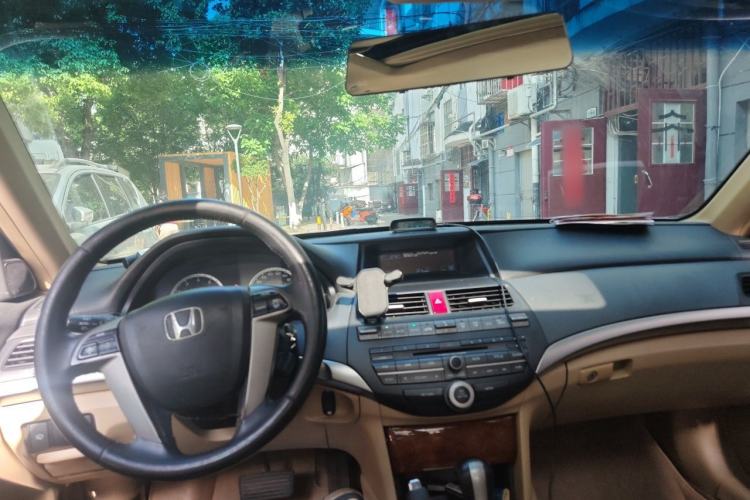 Used Honda Accord 2011 2.4L EX Headliner