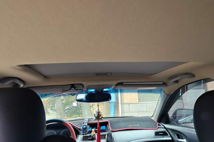 Used Honda Accord 2011 2.4L EX Headliner