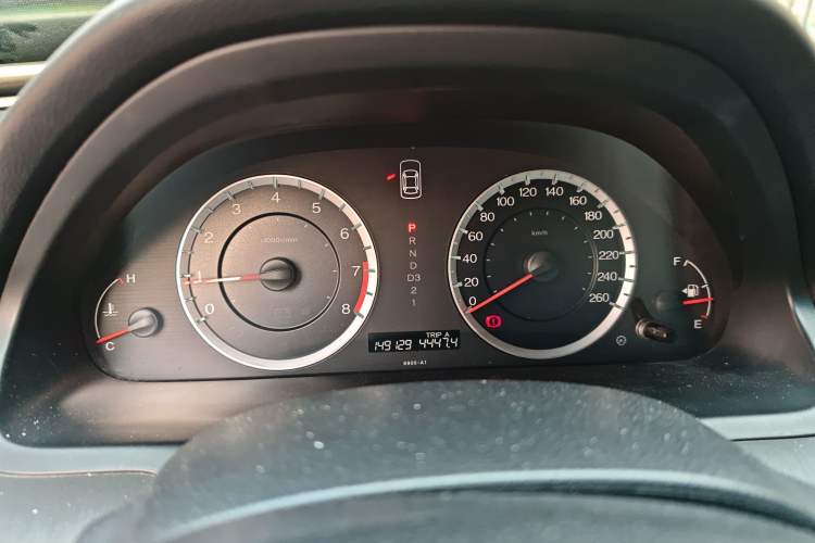Used Honda Accord 2011 2.0L EX Instrument Cluster