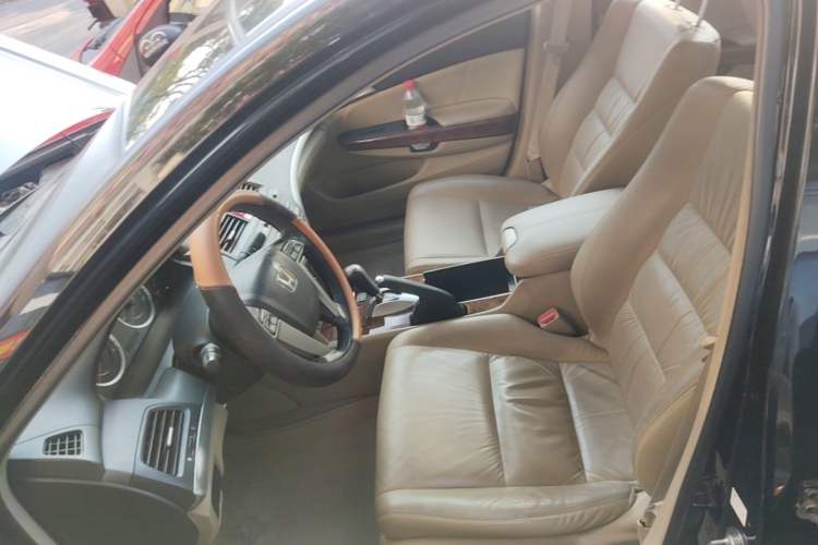 Used Honda Accord 2011 2.0L EX Left Front Seat